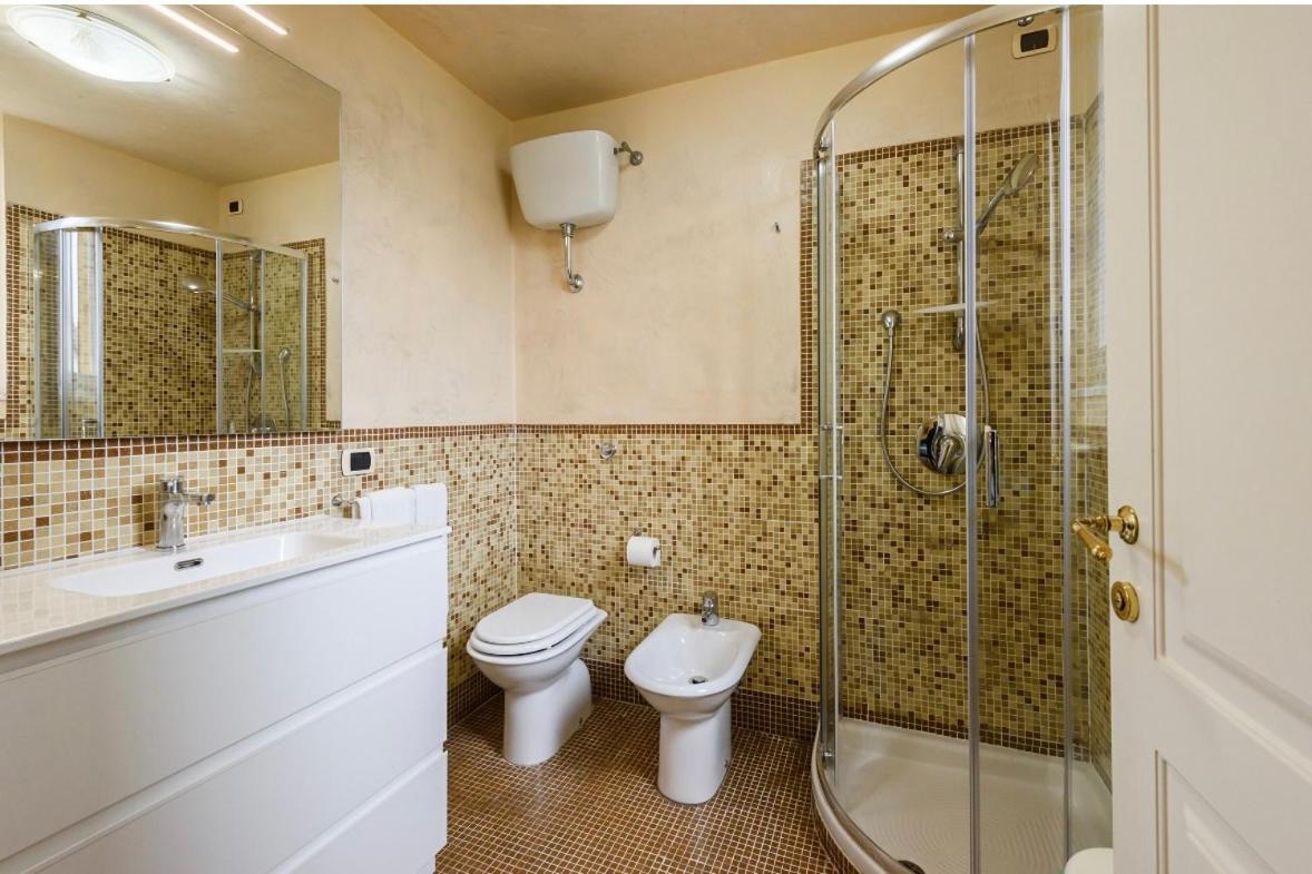 B&B Casa Rossa フィレンツェ エクステリア 写真