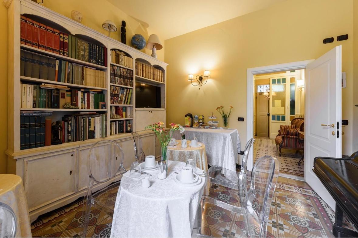 B&B Casa Rossa フィレンツェ エクステリア 写真